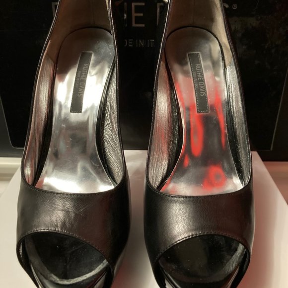 RUTHIE DAVIS Black Spikette Platform Peep-Toe Swarovski Detail Heel, sz 38 - Picture 5 of 7